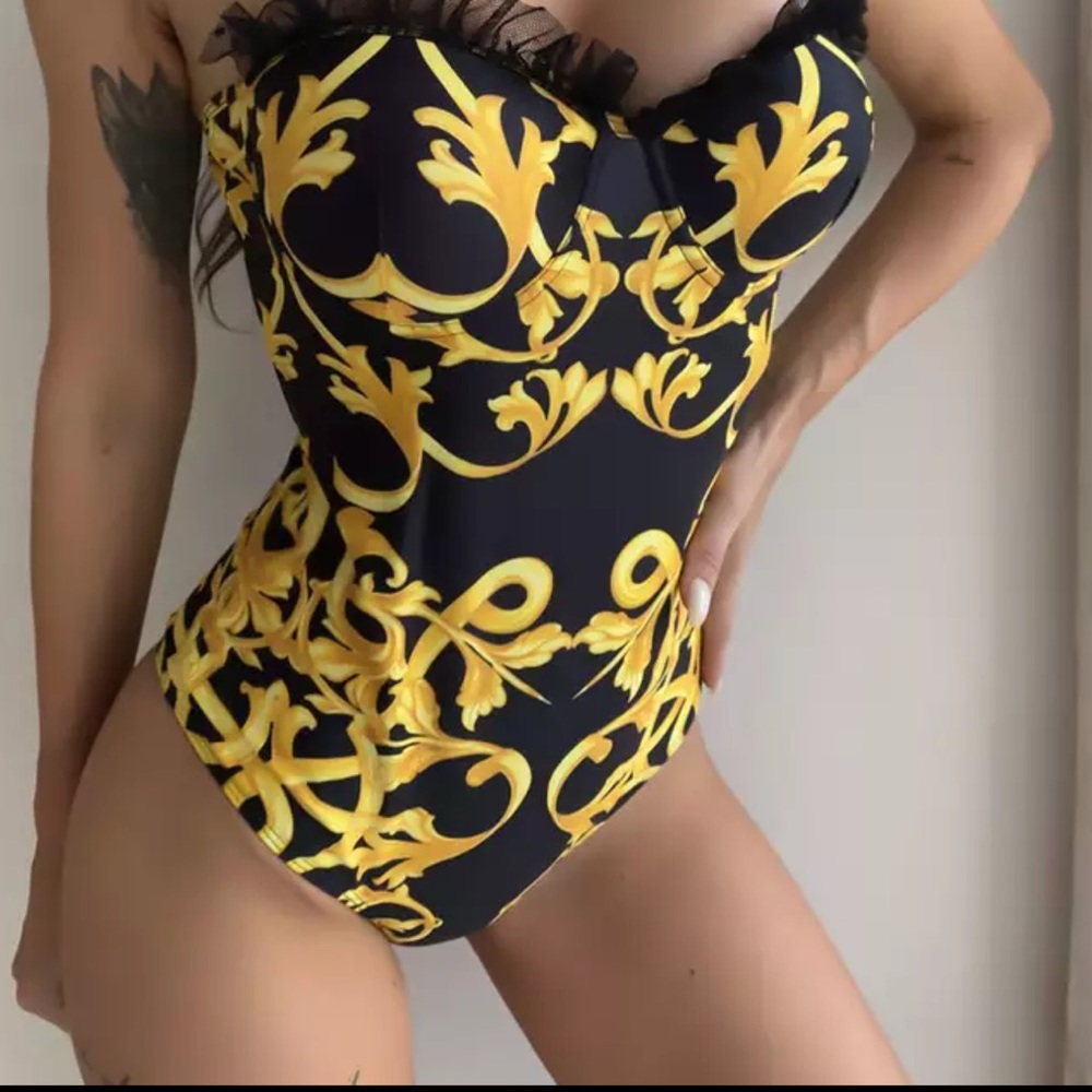 New Swimming suit. Size 10